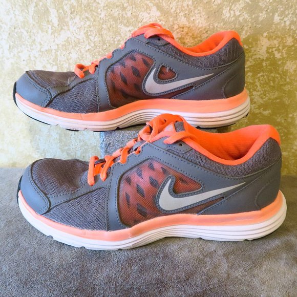 nike dual fusion st3